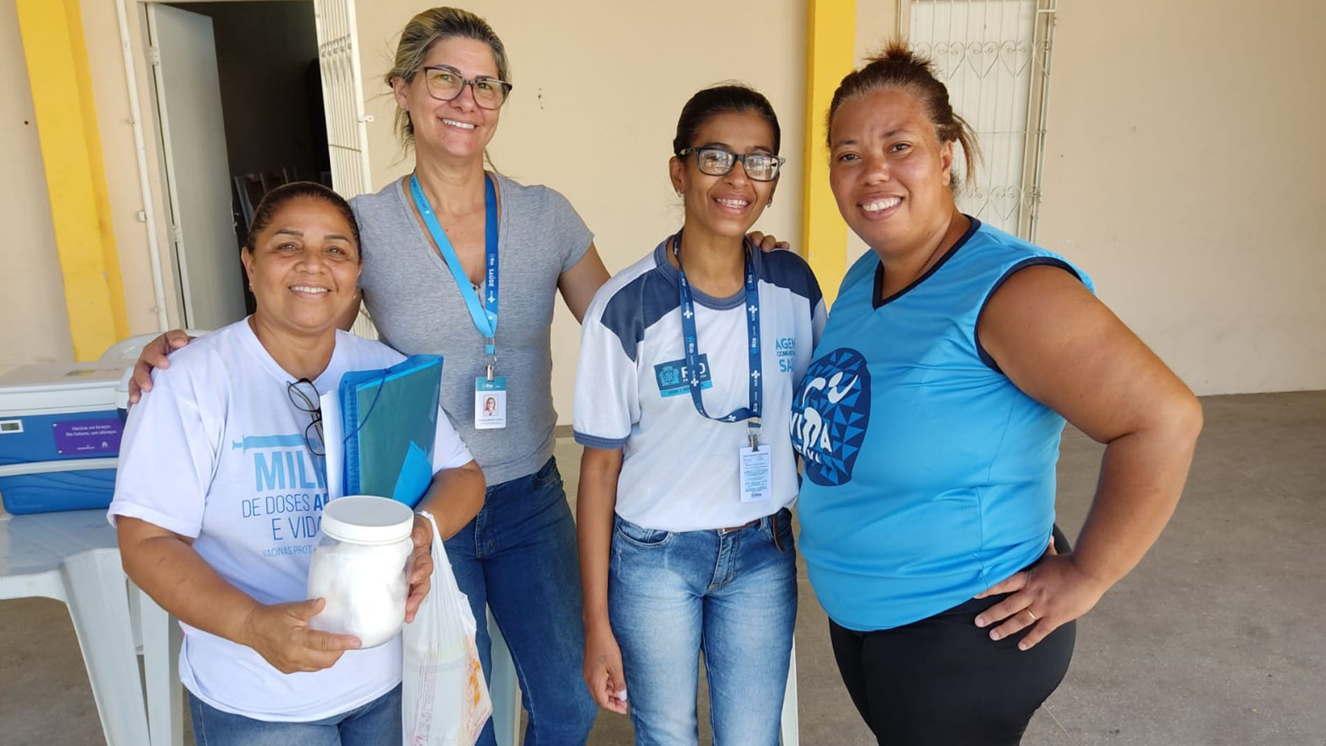 Vacinação e Orientação de Saúde Bucal