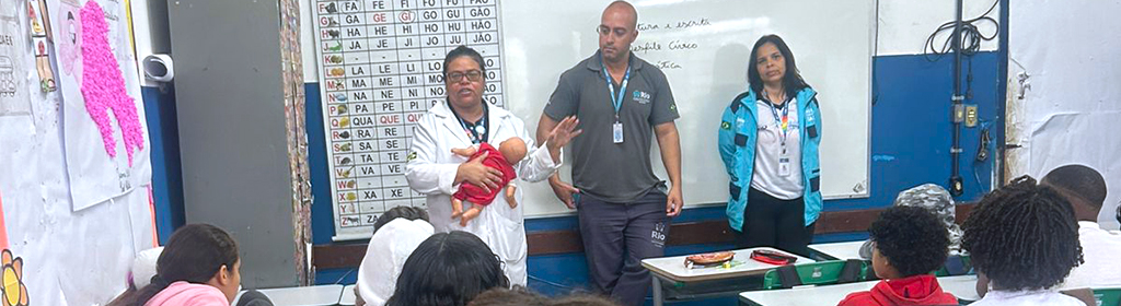 Atividade Educativa nas Escolas – CF Hans Dohmann